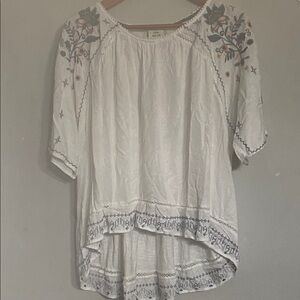 Knox Rose White Embroidered Peasant Tunic with Multicolor Floral Detail